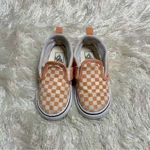 Vans 9 Peach and White Checkers Slip On Sneakers